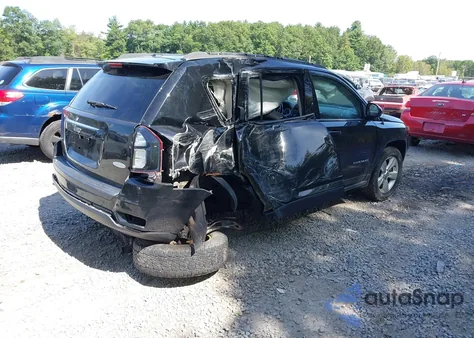 2014 Jeep Compass Latitude z USA, uszkodzony, nr VIN 1C4NJDEB9ED784604